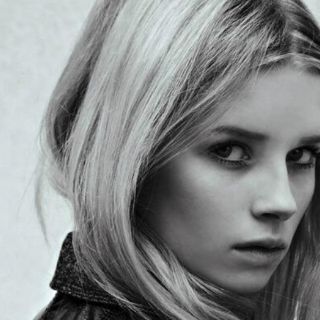 Lottie, la hermana que podría hacerle sombra a Kate Moss