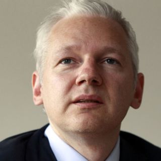 Obama decidió reformar espionaje gracias a Snowden: Assanage