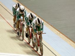 El equipo nacional registró 4:12.570 minutos al final de los cuatro kilómetros.  /