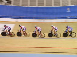 Las pruebas que más han llamado la atención, fueron la persecución por equipos femenil y la de velocidad por equipos varonil. ARCHIVO /