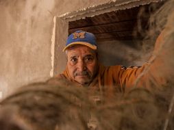 Macario Cabrera es uno de los pescadores y restauranteros que han resultado afectados por el desastre ambiental.  /