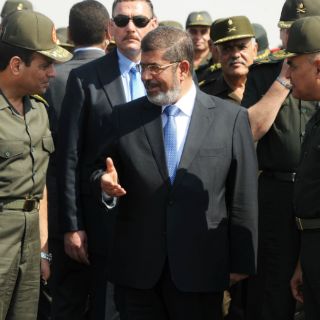 Morsi será juzgado por insultar al poder judicial de Egipto