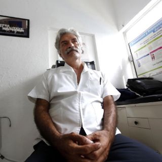 Mireles explica confusión sobre desarme en videos