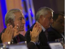Heraldo Muñoz (i) señala que la mayoría de los países de la región tienen tasas de homicidios con niveles de epidemia. EFE /