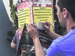 AVISADOS. El Ayuntamiento tapatío ya advirtió a los beneficiarios de esta publicidad que serán sancionados.  /