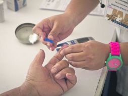 Para evitar que los pacientes con prediabetes desarrollen la enfermedad se debe llevar una dieta adecuada, además de hacer ejercicio.  /