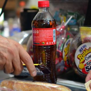 Percepción de impuestos frenará gasto de consumidores, afirman