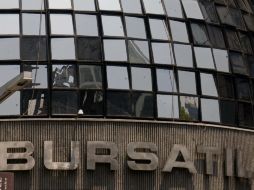 Hubo descenso en emisoras como América Móvil, Walmart y Televisa. ARCHIVO /