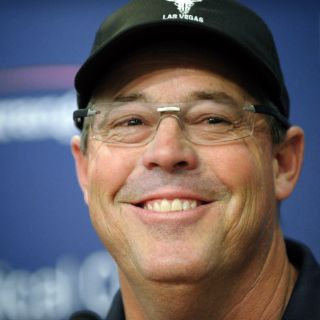 Greg Maddux y Tony La Russa entrarán al Salón de la Fama sin logos