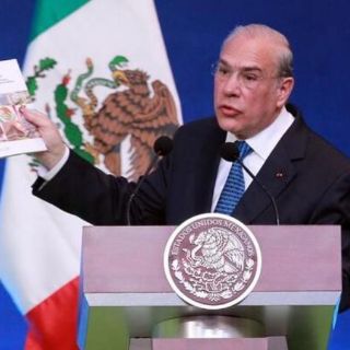 Leyes secundarias, 'clave' para cambios históricos, señala Gurría