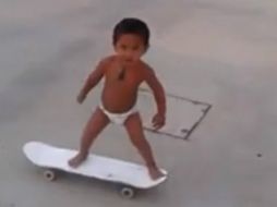 Se ha convertido en una sensación en la red debido a su peculiar habilidad. ESPECIAL /