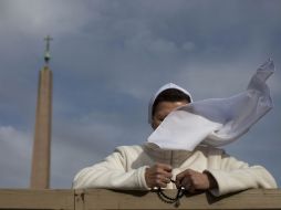 El Papa Francisco ha descartado permitir que las mujeres sean sacerdotes, uno de los cargos que siguen reservados para los hombres. ARCHIVO /