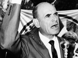 Se estableció en Jalisco a partir de 1952 y en 1957 asumió el cargo de Presidente Municipal de Guadalajara.  /