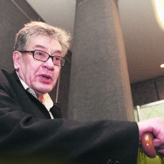 México llora a su poeta