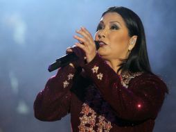 'Nos hizo el día, el año y la vida', halagó Vicente Fox a la cantante. ARCHIVO /