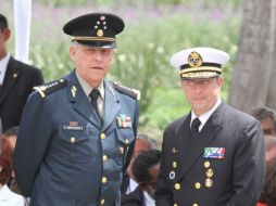 Salvador Cienfuegos (i) y Vidal Francisco Soberón permanecerán en Alemania hasta el próximo 2 de febrero. ARCHIVO /