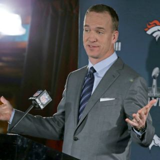 Peyton Manning se resiste al retiro