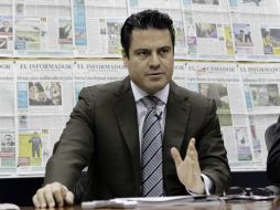 El Gobernador del Estado, durante su visita a las instalaciones de EL INFORMADOR.  /