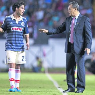 Más toque, menos disparos