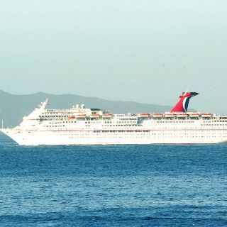 Cruceros, tres años con números rojos