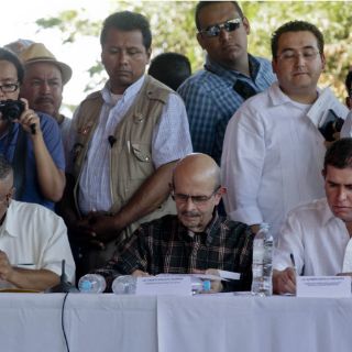 Vacío institucional motivó las autodefensas: Castillo