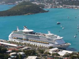 Después de regresar al puerto de origen, el Explorer of the Seas será sometido a un programa de sanitización. ARCHIVO /