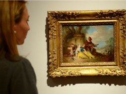 'La cueillette des roses' y 'Le musicien', creaciones del pintor rococó francés Jean-Baptiste Pater  fueron saqueadas en 1940. AFP /