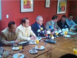 Los priistas ofrecieron una rueda de prensa para dar a conocer la información.  /
