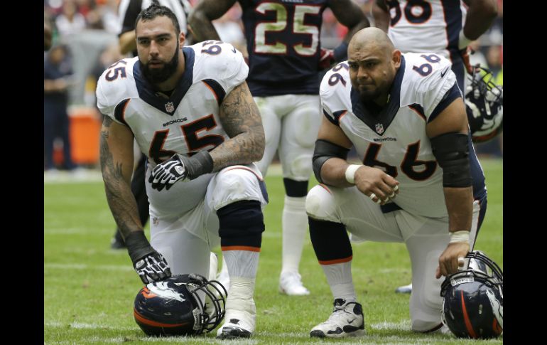 Ramírez (d) y Vásquez llevan una gran amistad desde sus años universitarios y hoy con los Broncos. AP /
