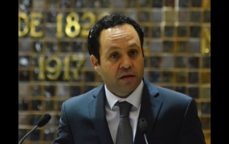 El diputado de MC mencionó que la ley establece sanciones para los funcionarios que incumplan con los proyectos de austeridad. ARCHIVO /