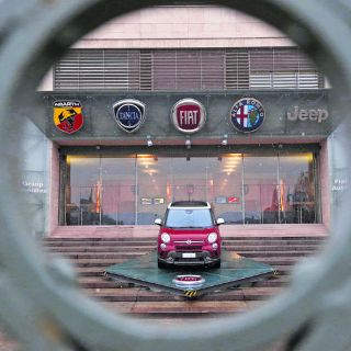 Automotrices de Estados Unidos e Italia concretan su fusión