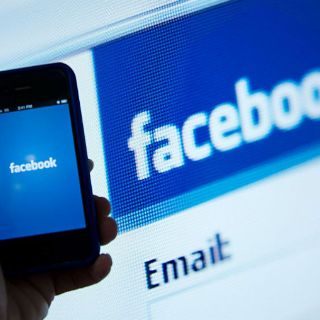 Facebook sube a máximo histórico en Wall Street