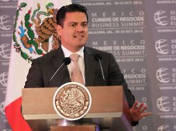 El mandatario señala que se busca un ahorro en el pago de luz y gasto corriente. ARCHIVO /