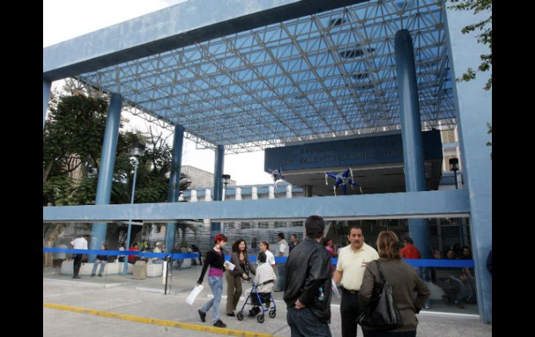 Con la nueva infraestructura buscan disminuir la saturación que existe en la clínica Valentín Gómez Farías. ARCHIVO /