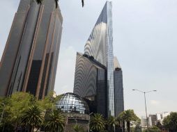Los grupos financieros Banorte y Santander México tuvieron una caída en sus acciones. ARCHIVO /