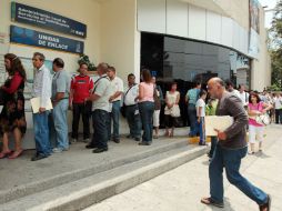 Nuevos contribuyentes acuden al SAT para incorporarse al RIF. ARCHIVO /