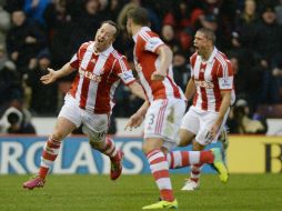 Charlie Adam celebra luego de anotar el segundo gol a los 52 minutos. EFE /
