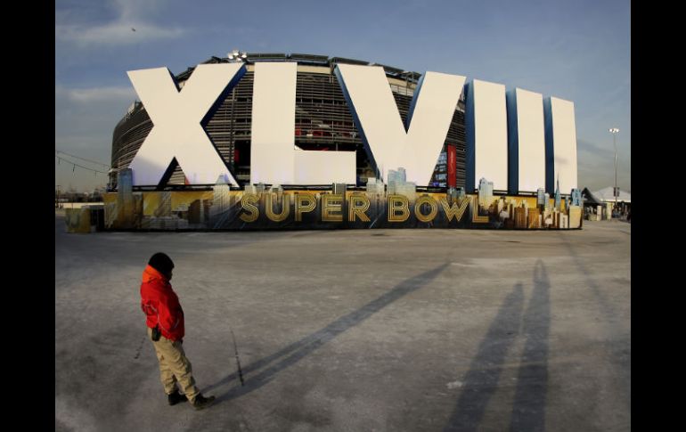 La final del futbol americano también ha contribuido a generar el equivalente de dos mil 400 empleos de tiempo completo. AP /