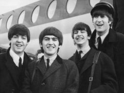El cuarteto de Liverpool aterrizó en Nueva York a la 1:20 de la tarde un 7 de febrero de 1964. ESPECIAL /