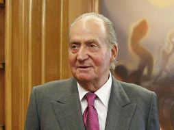 Anteriormente los salarios de la familia real fueron recortados un 15% en 2010, y congelados en 2011. AP /