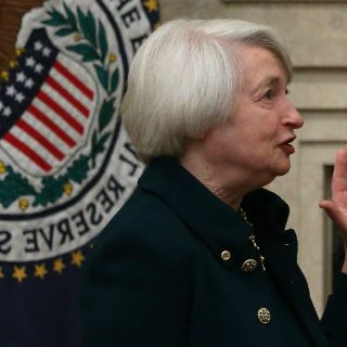 Janet Yellen juramenta como presidenta de la Fed