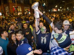 La ciudad no durmió gracias al gran partido que brindó el cuadro local. AP /