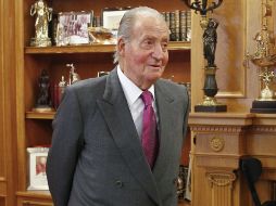 La crisis ha indignado a la gente en España, por lo que el Rey ha publicado lo que gana la familia real. AP /