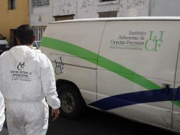Al lugar acudió personal de Instituto Jalisciense de Ciencias Forenses. ARCHIVO /
