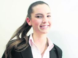 Tu manera de vestir y maquillaje influye en la decisión de los reclutadores al momento de elegir a una empleada.  /