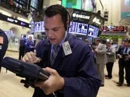 Tras su peor jornada desde junio pasado, la Bolsa de Valores de Nueva York abre hoy con ganancias. ARCHIVO /