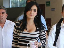 Iris Vianey es acusada por el líder de autodefensa de tener mucho contacto con el crimen organizado. ARCHIVO /