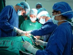 Este primer trasplante hepático dominó se hizo a partir de un hígado con polineuropatía amiloidiotica familiar. ARCHIVO /