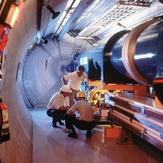 El CERN lanza estudio de poderoso colisionador de partículas