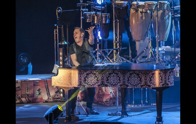 Franco de Vita combinó ritmos y estilos para crear un espectáculo con sonido actual.  /